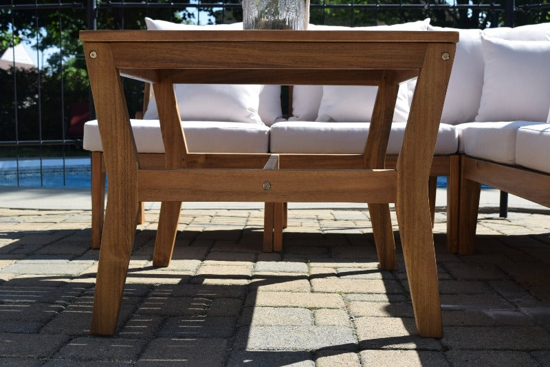 Corriveau Outdoor Furniture Napoli Sectional Set 5-pcs close up of table to show wood grain and hardware